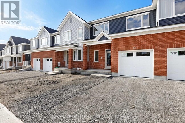 Building Photo - 371 Falsetto St