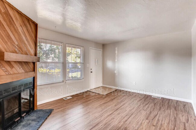 Foto del edificio - 9608 W Chatfield Ave