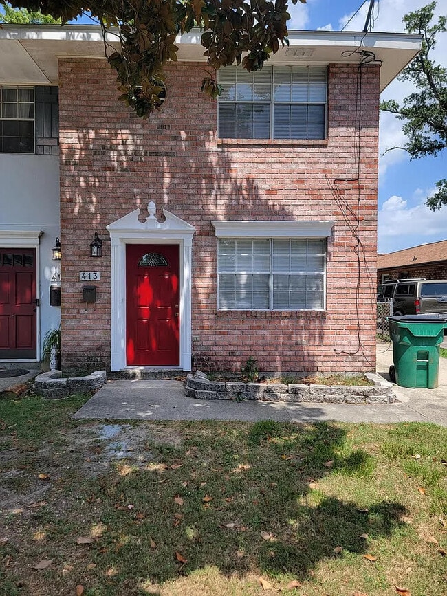 Building Photo - 415 Zinnia Ave