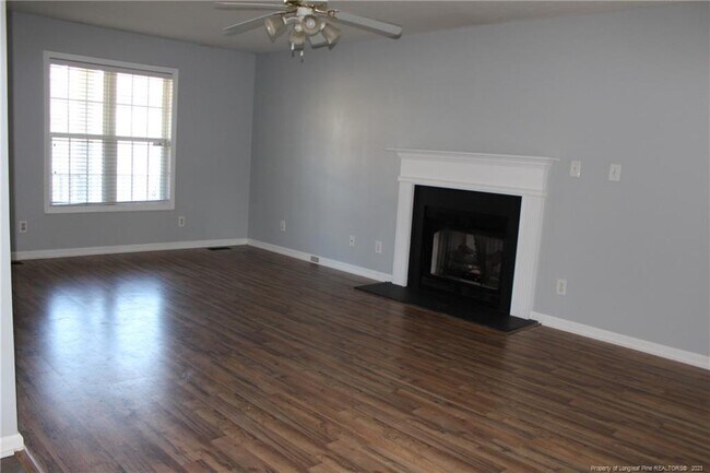 Foto del edificio - 4129 Batesburg Dr