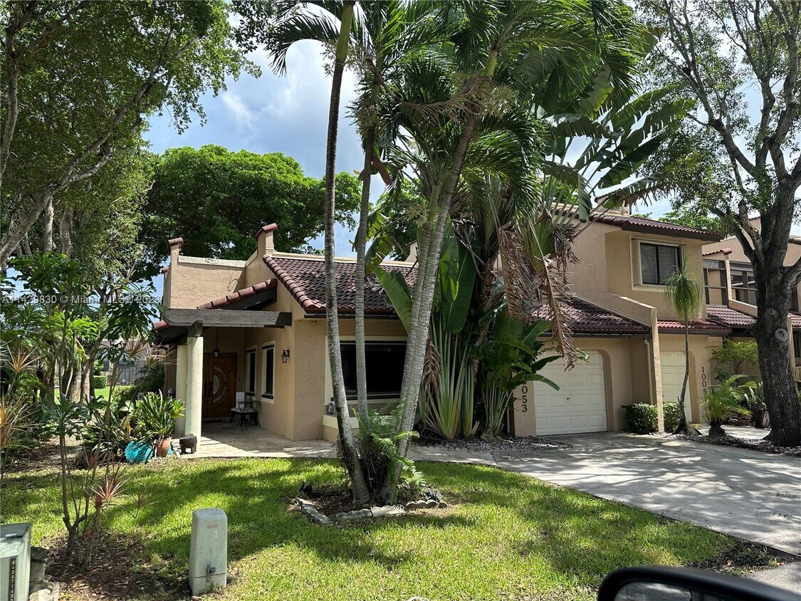 10053 Costa Del Sol Blvd, Doral, FL 33178 Townhouse for Rent in Doral