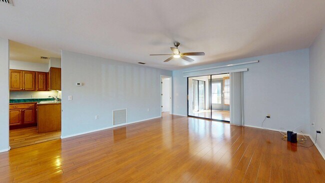 Foto del edificio - 3424 51st Ave Cir W