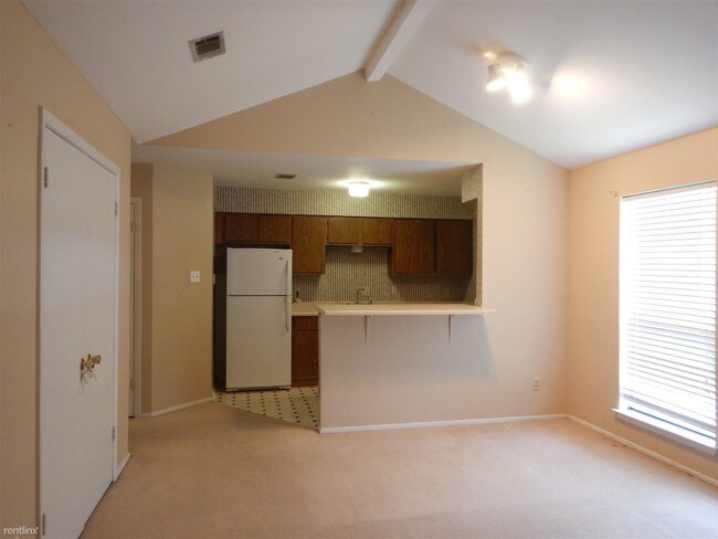 Foto del edificio - 516 W Ridge Dr