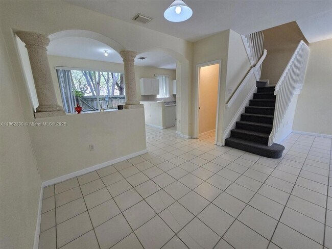 Foto del edificio - 2610 SE 14th Ave