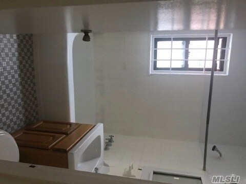 Foto del edificio - 149-45 Northern Blvd
