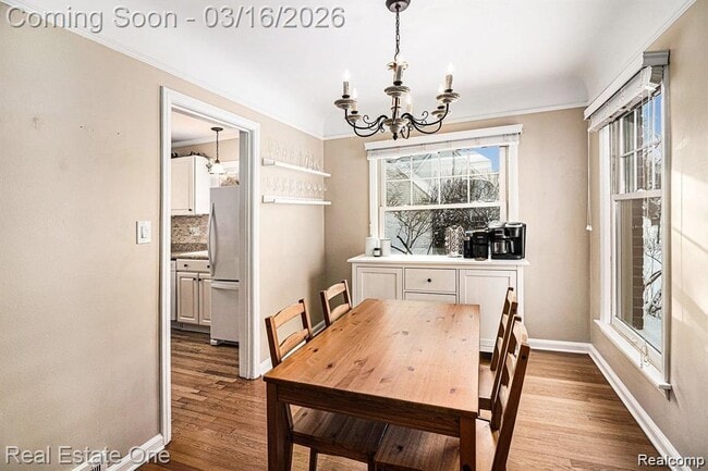 Building Photo - 350 N Reginald St