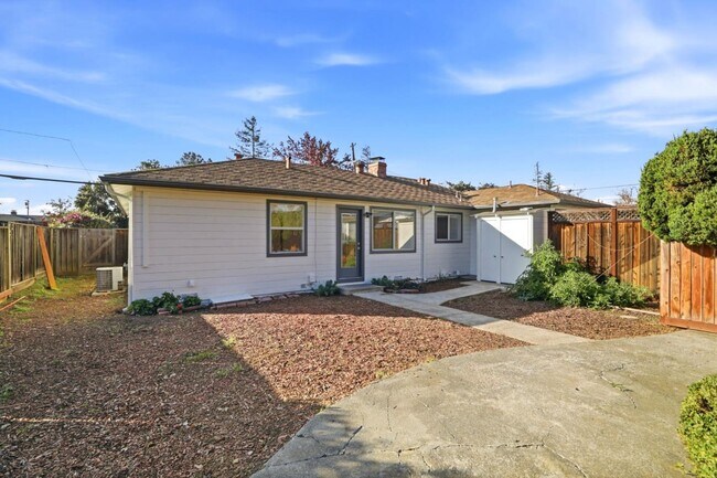 Foto del edificio - 440 N Milton Ave