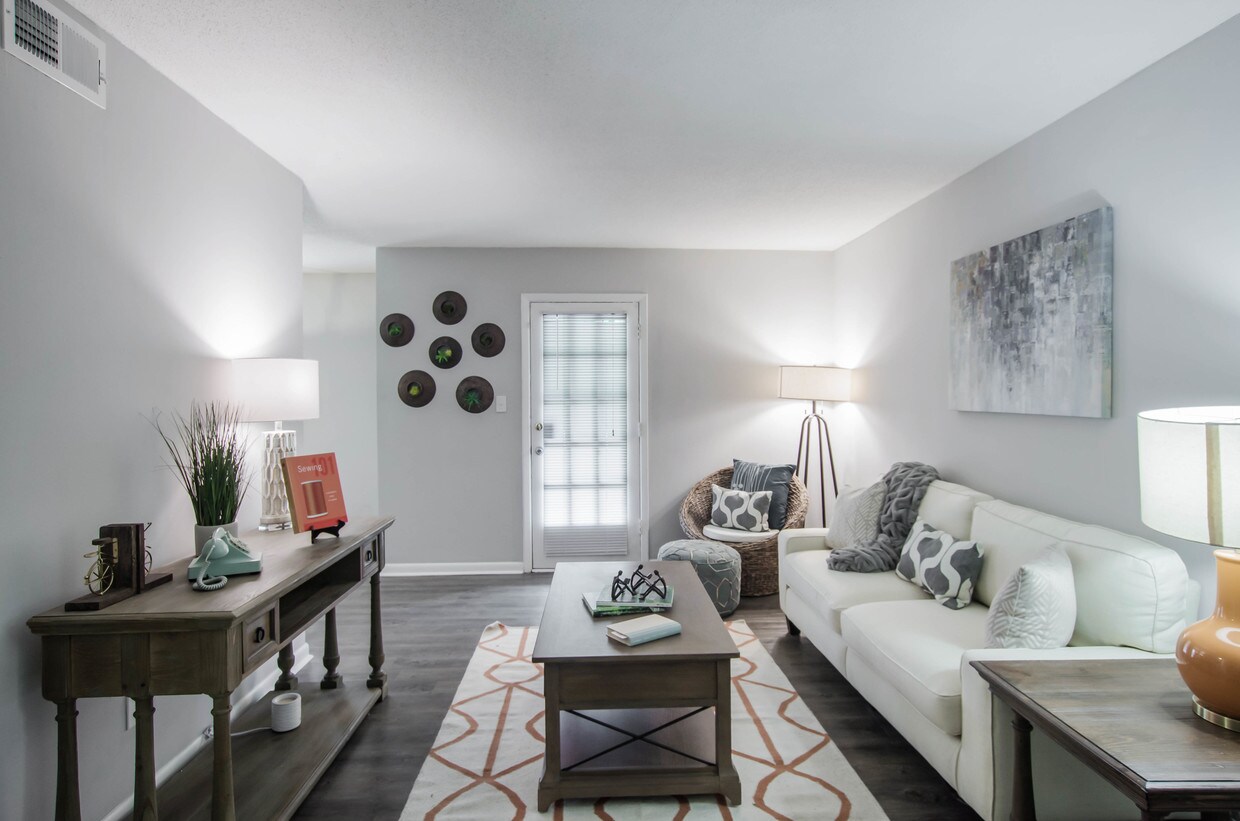 Gates at Summerville Apartments at 1225 Boone Hill Rd Summerville, SC