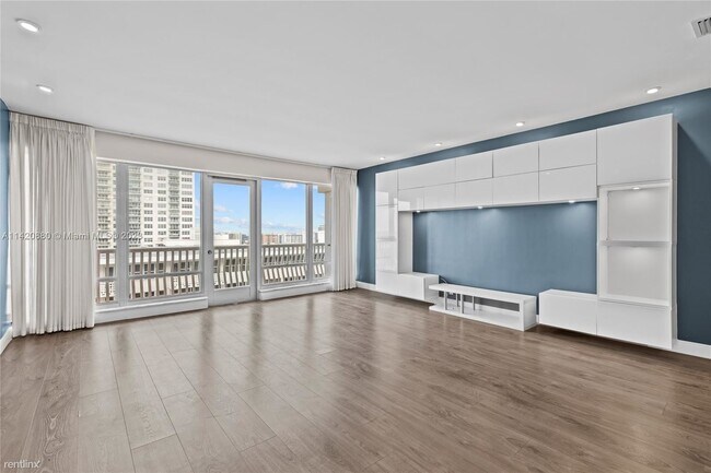 Foto del edificio - 2 br, 2 bath Condo - 4020 Galt Ocean Dr Ap...