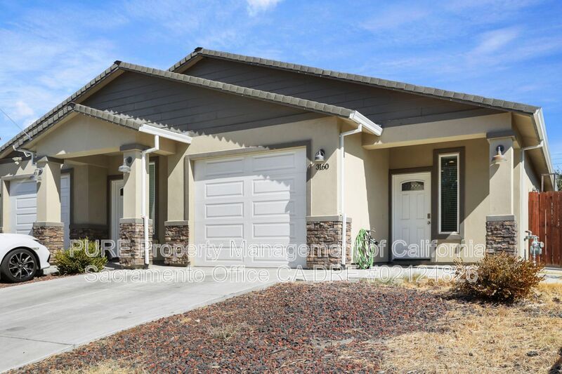 Foto principal - 3160 Western Ave