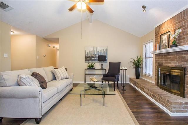 Foto del edificio - 2405 Cranberry Ln