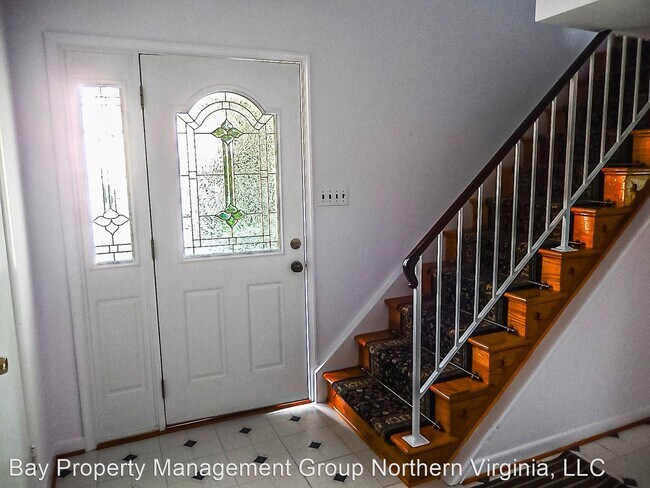 Foto del edificio - 4 br, 3.5 bath House - 5214 DOVER PLACE