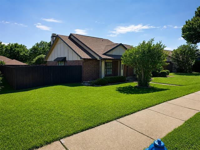 Foto del edificio - 1308 Mullins Dr
