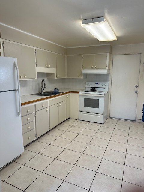 Foto del edificio - 2803 52nd Ave Dr W