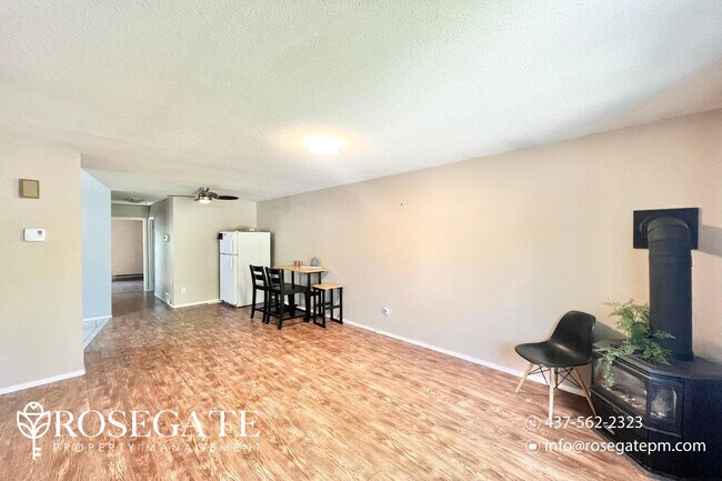Building Photo - Spacious 4 Bed 2 Bath Detached Home in Nor...