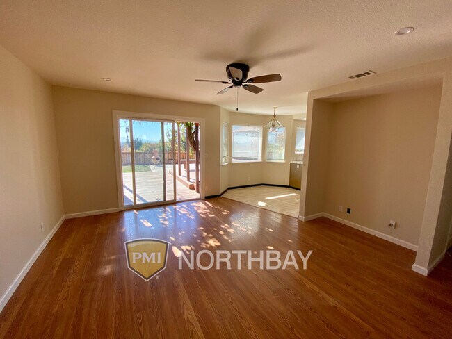 Building Photo - 2421 Mainsail Ct
