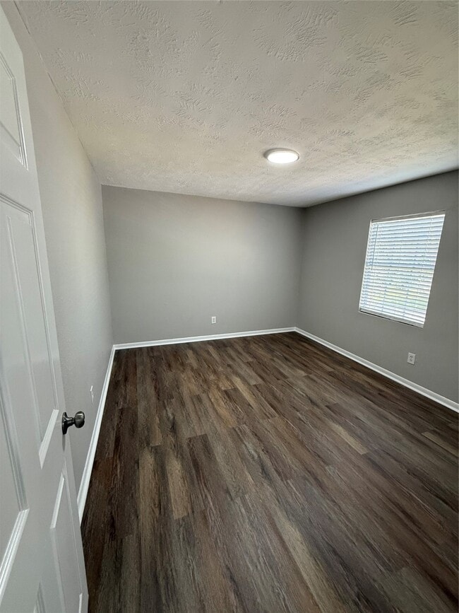 Foto del edificio - 503 Park Ln