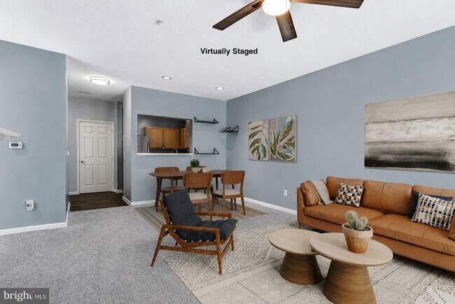 Foto del edificio - 14300 Grape Holly Grove