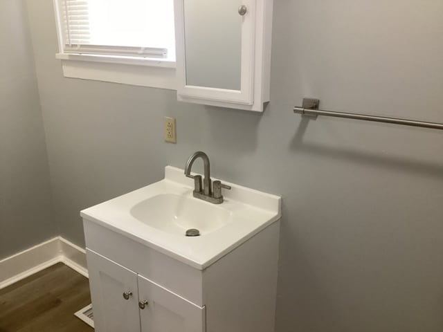 Foto del edificio - 350 S Roena St