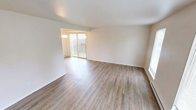 Building Photo - 2319 Wilson Ave