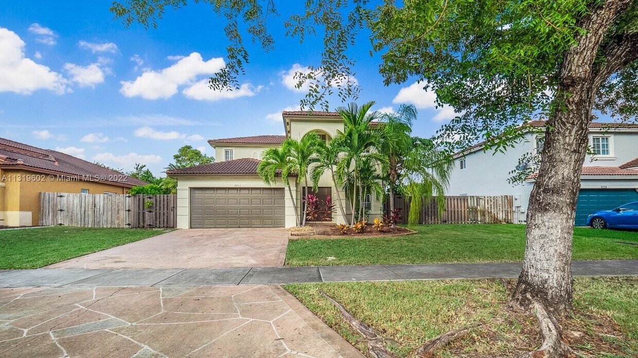 Primary Photo - 8963 SW 212th Ln