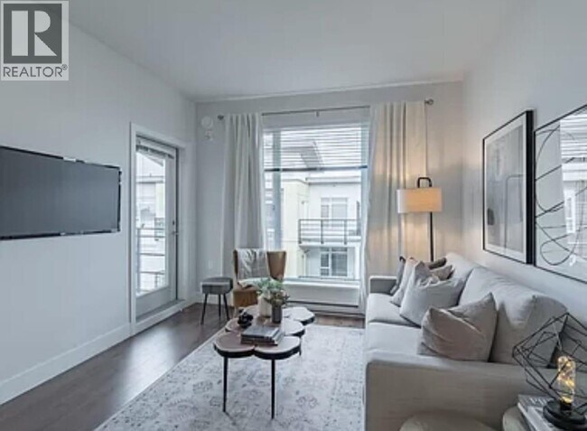 Photo du bâtiment - 5355 Lane St