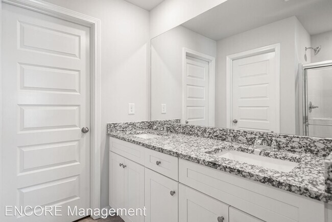 Building Photo - 4 br, 2.5 bath House - 2202 Chicopee Trail...
