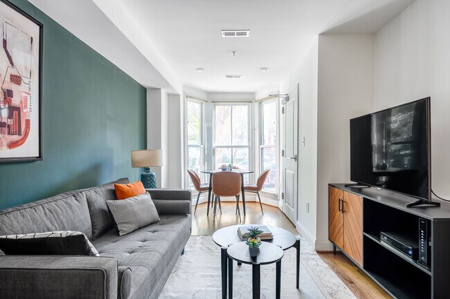 Foto del edificio - 2425 Blueridge Ave