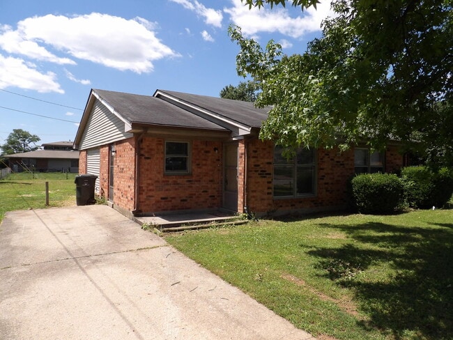 Building Photo - 115 Potomac Ct