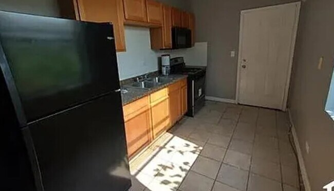 Foto del edificio - 604 E Marquette Rd