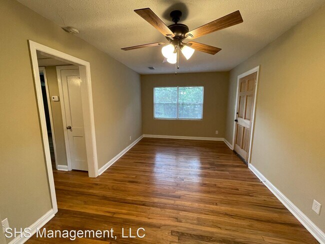 Foto del edificio - 2 br, 1 bath House - 1917 Blackburn Avenue