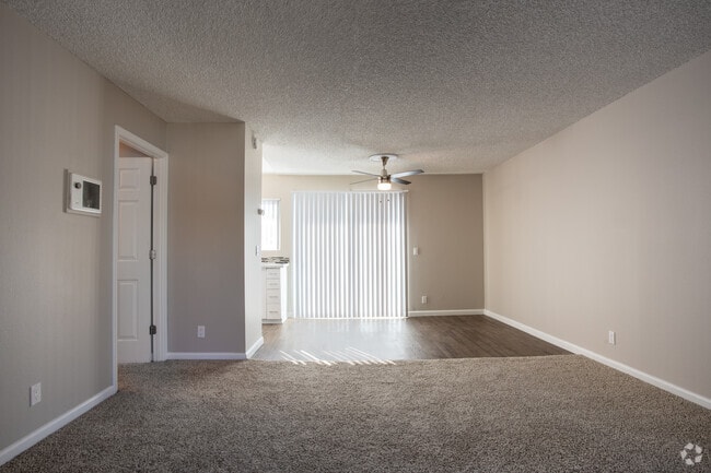 1BR, 1BA - 750 SF - Latitude Ii