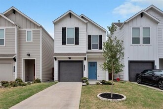 Building Photo - 7069 Cypress Dr