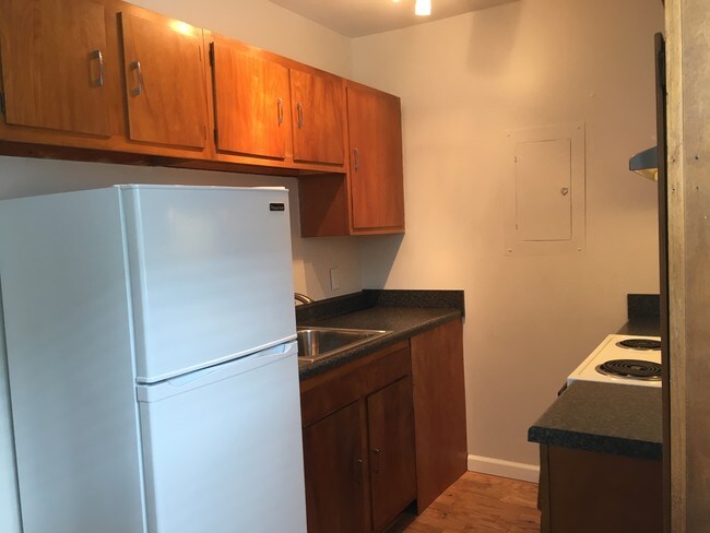 Foto del edificio - 2223 Laurel Ave