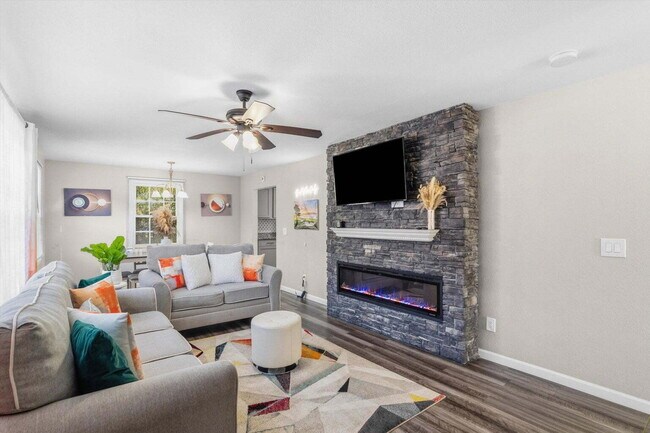 Foto del edificio - FULLY FURNISHED NORTH AUGUSTA HOME