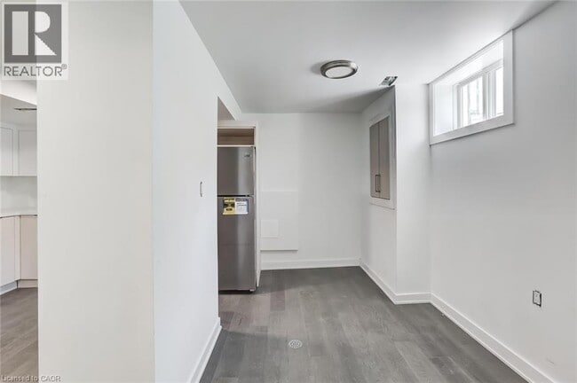Photo du bâtiment - 38 Thirty Third St