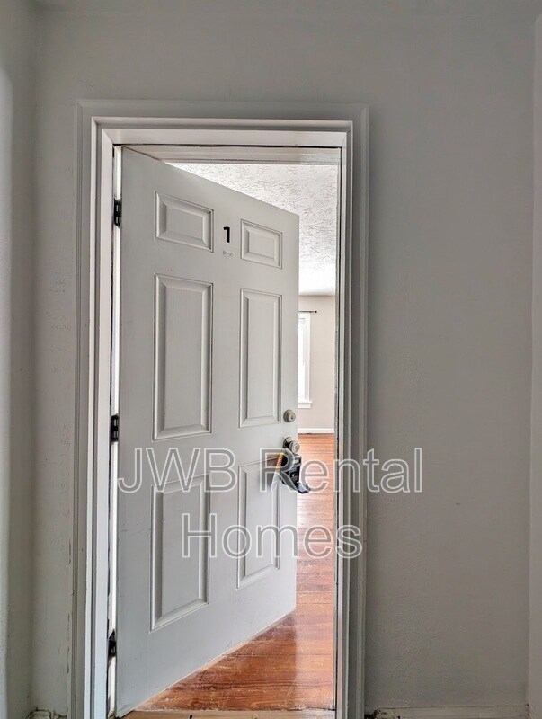 Foto del edificio - 2941 Selma St