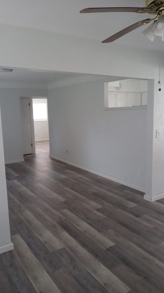 Foto del edificio - 6744 36th Ave N