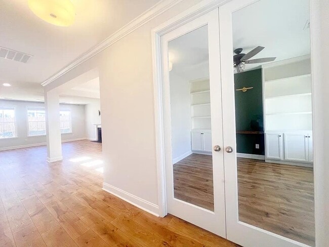 Foto del edificio - 1105 Cortland Vly