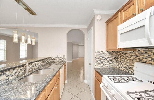 Building Photo - 12923 Abide Dr