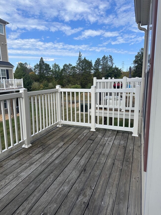 Building Photo - 25241 Orchard View Ter