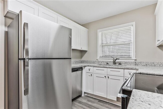Foto del edificio - 494 Hutchens Rd SE