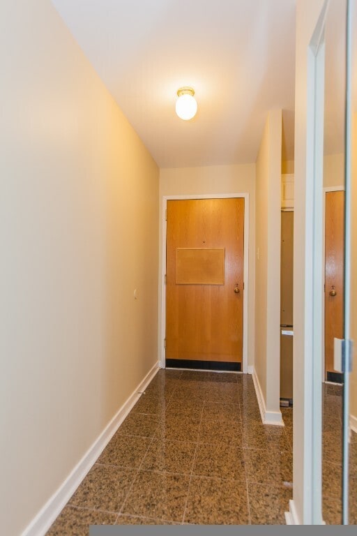 Building Photo - Beautiful 1 Bedroom Condo in Streeterville!