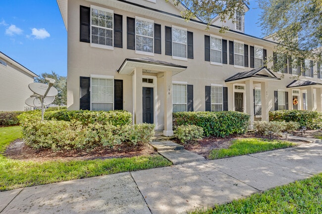 Building Photo - 496 Sherwood Oaks Dr