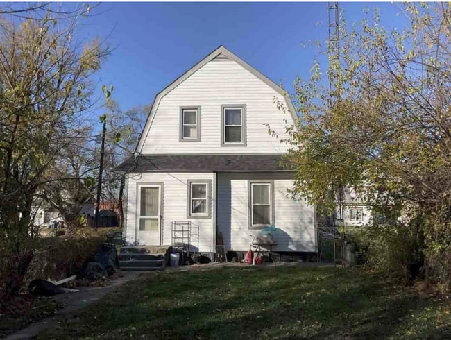 Building Photo - 963 Islington St