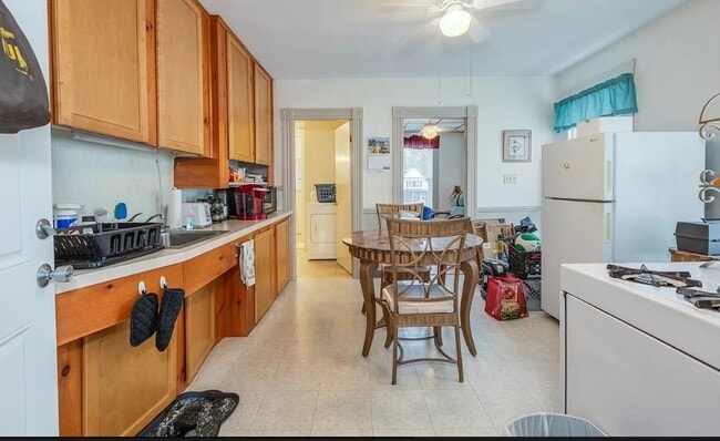 Foto del edificio - 629-631 Clay Street