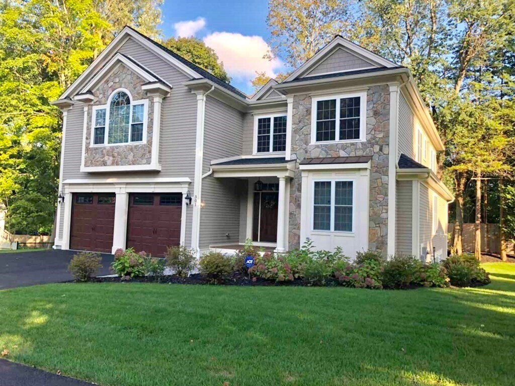 301 Linden St, Wellesley, MA 02481 Townhome Rentals in Wellesley MA