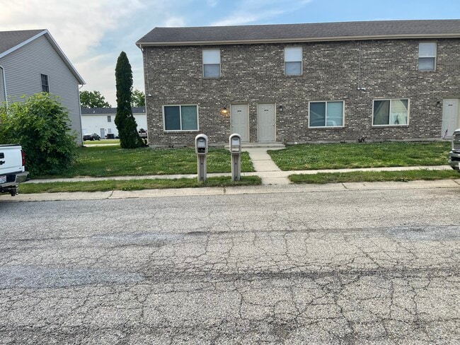 Building Photo - 1016 Eleanor Ave