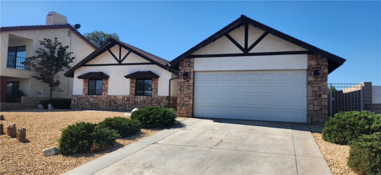 Primary Photo - 12468 Spring Valley Pkwy