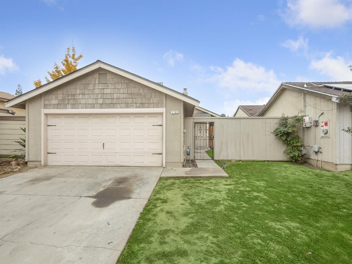 Foto principal - 2762 N Marty Ave